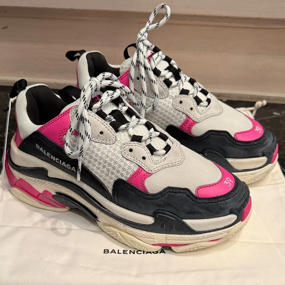 Balenciaga Women's Sneakers - Pink, Black, and White NEW - Picture 3 of 13